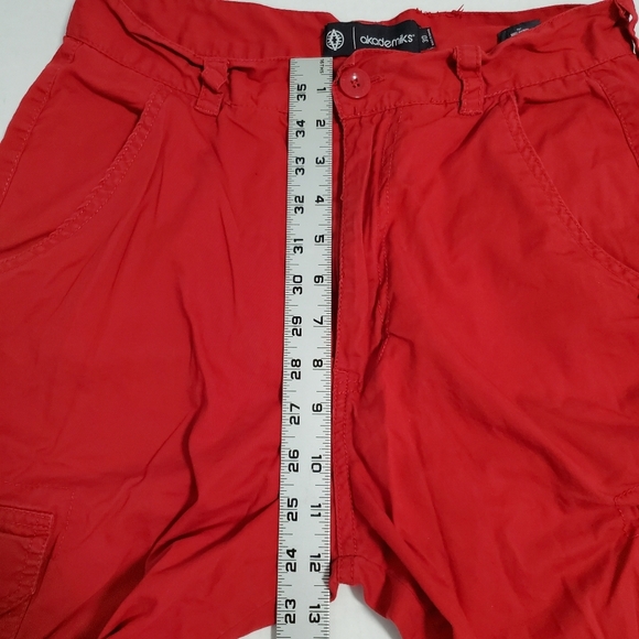 Akademiks Cargo Shorts Mens 30 Red Flat Front Pockets Drawstring Belt Loops - Picture 7 of 11